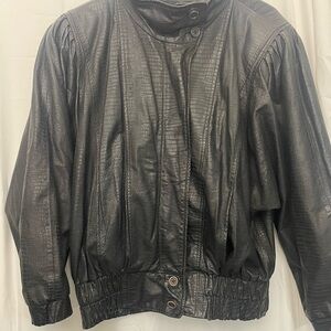 Vintage 80s/90s Pelle Leather Bomber Jacket Size Medium